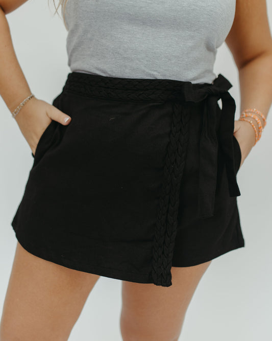 EVERYDAY DENIM SKORT - BLACK