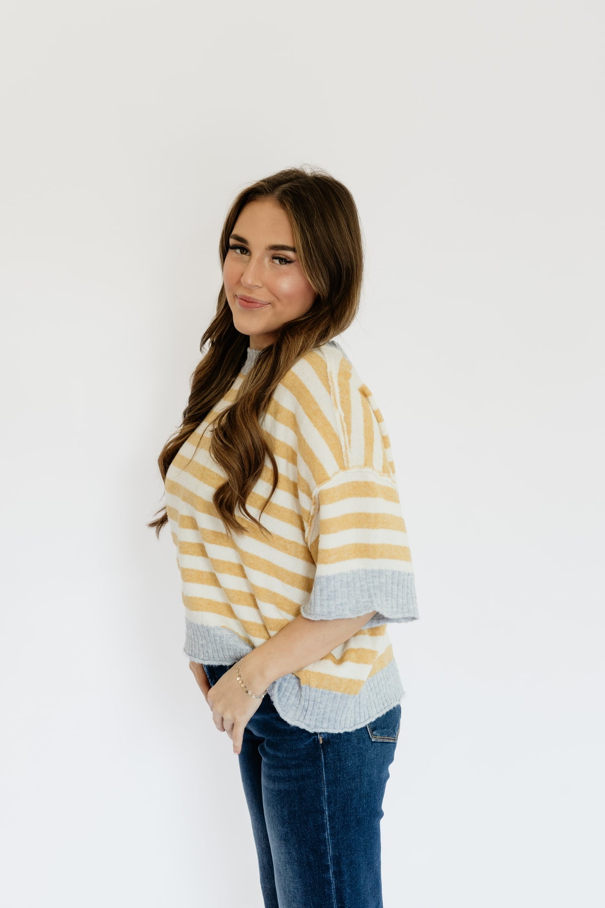 SERENA STRIPED SWEATER - YELLOW