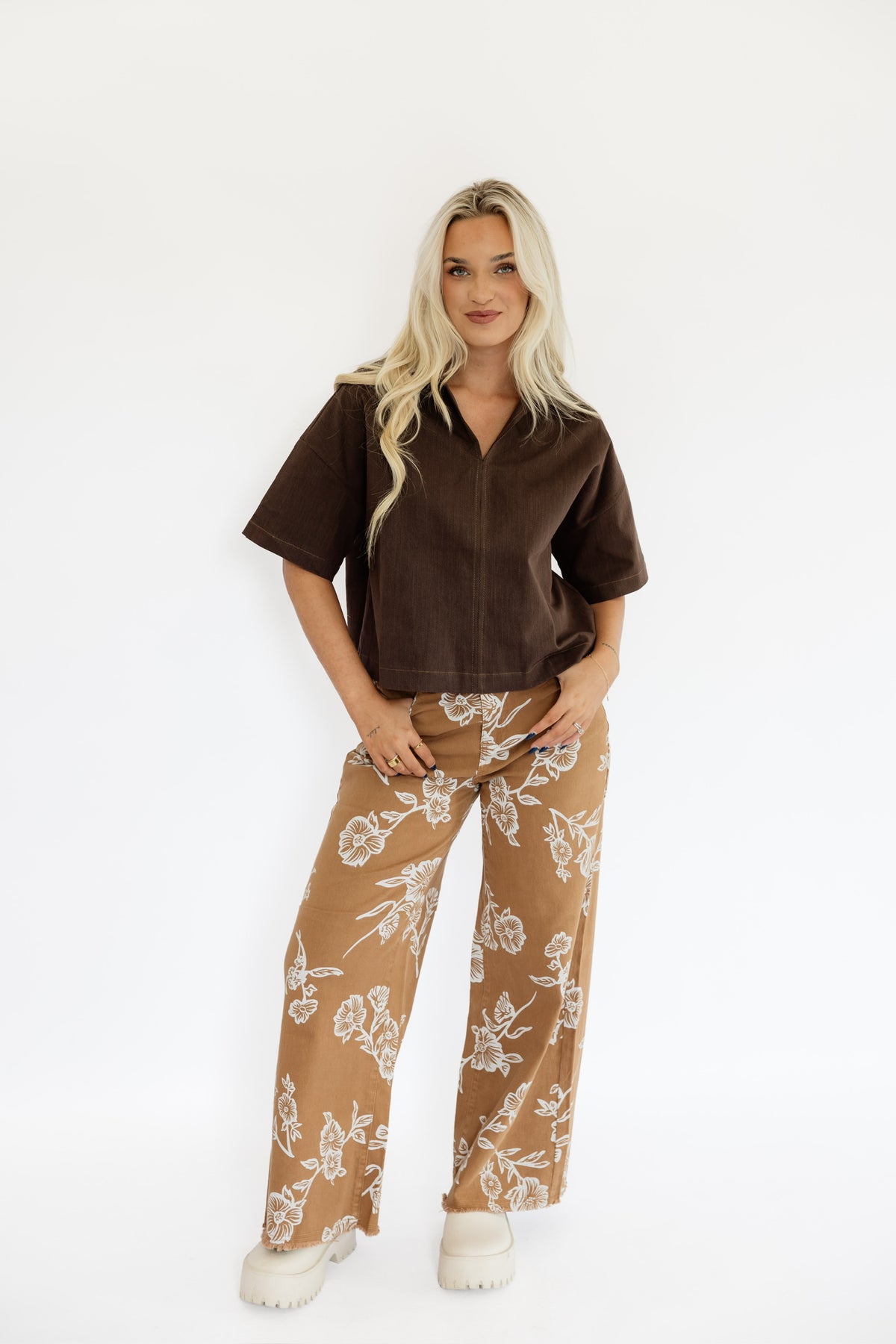 DANDELION STRAIGHT LEG PANTS