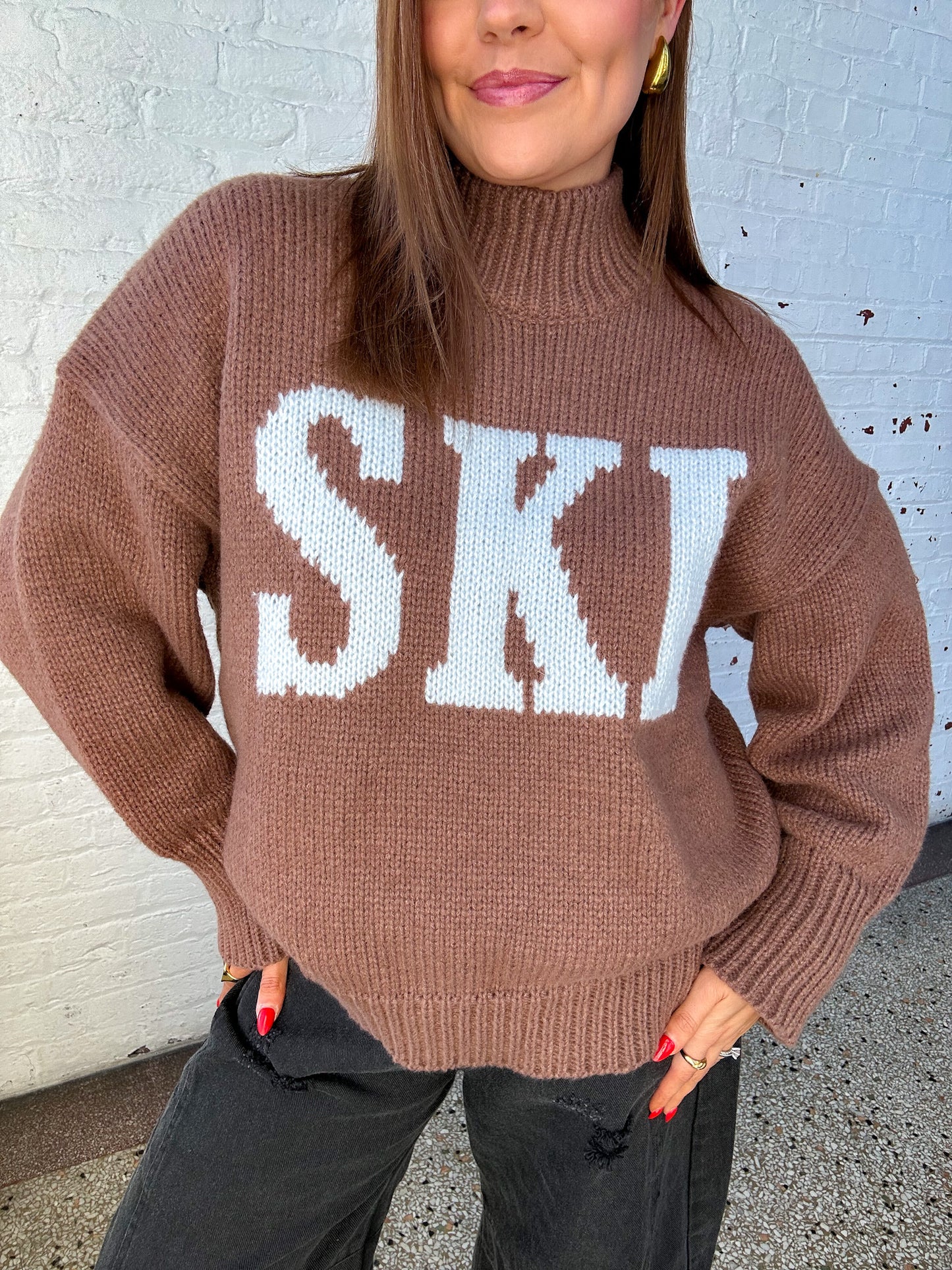 SKI CLUB SWEATER
