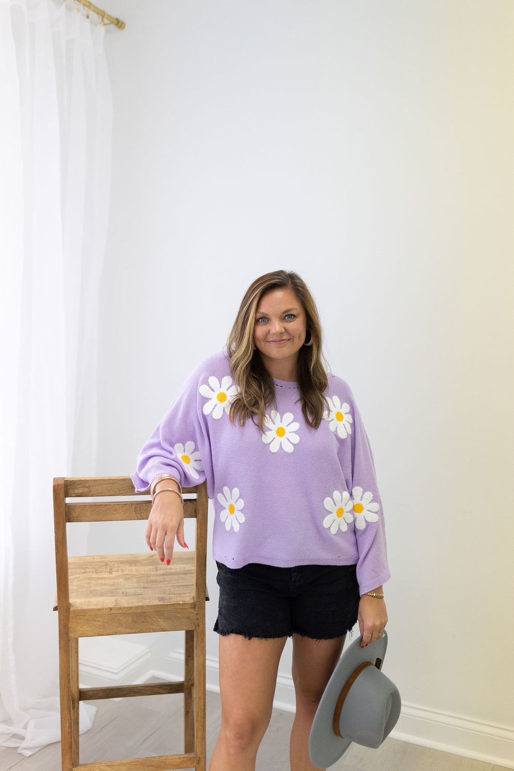 FALLING FOR DAISIES SWEATER