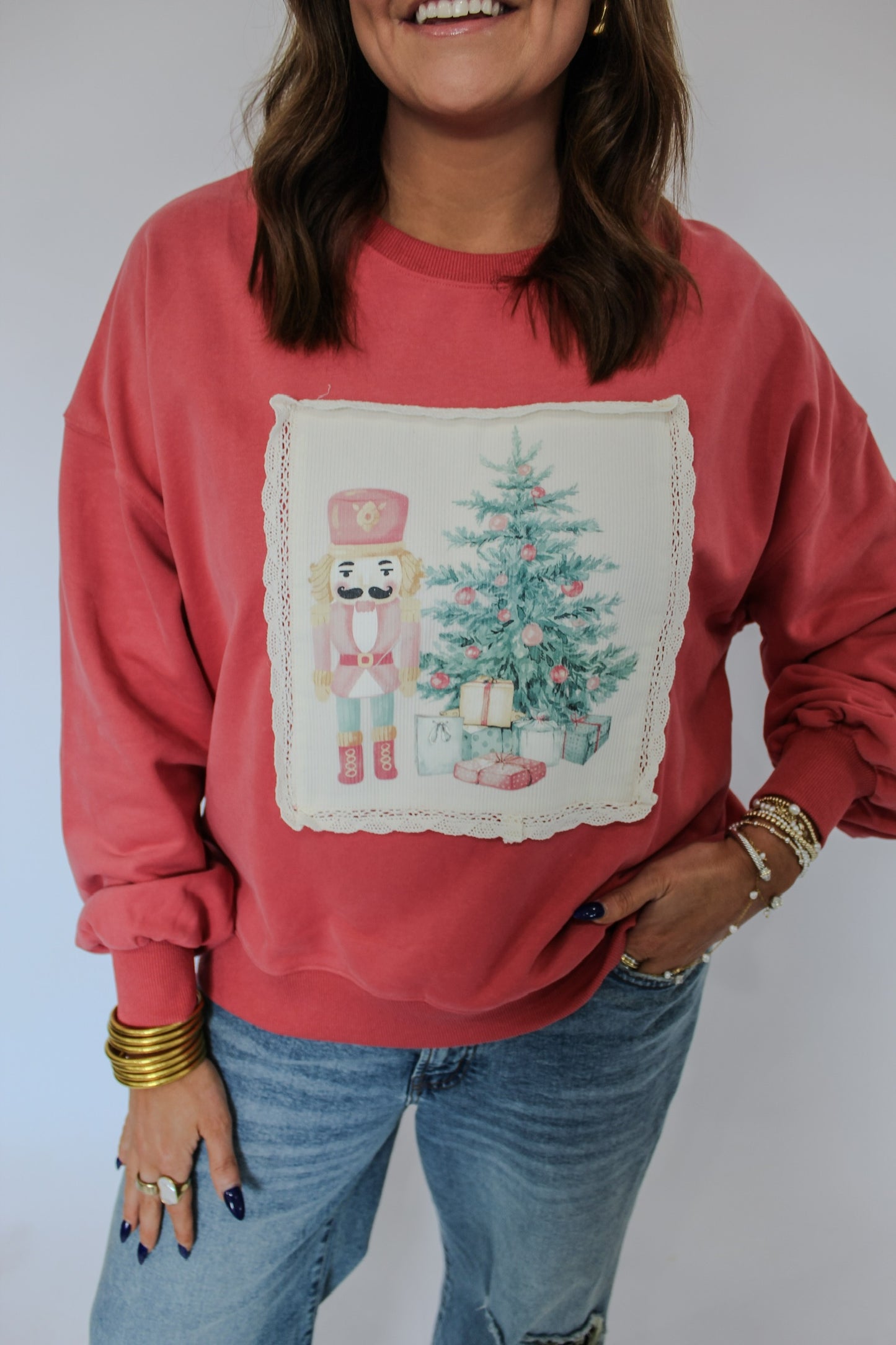 NUTCRACKER CREWNECK