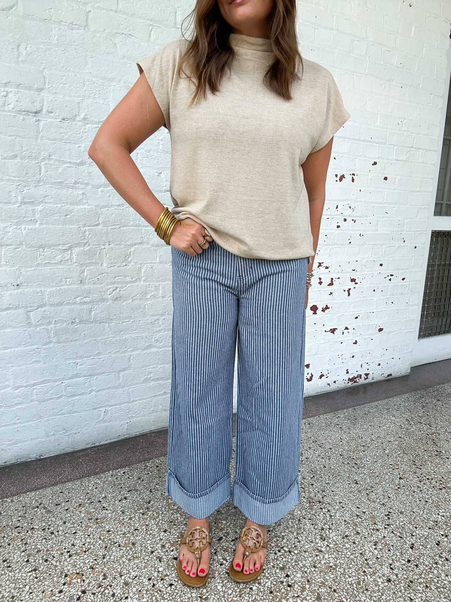 ATTENTION TO DETAILS DENIM PANTS