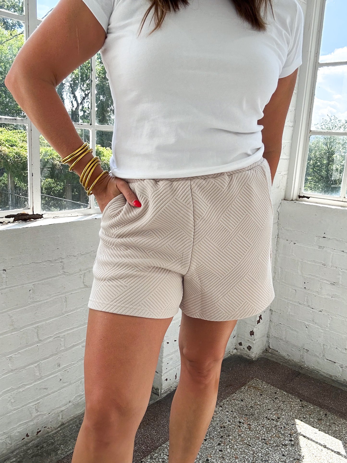 NATURAL TEXTURED SHORTS