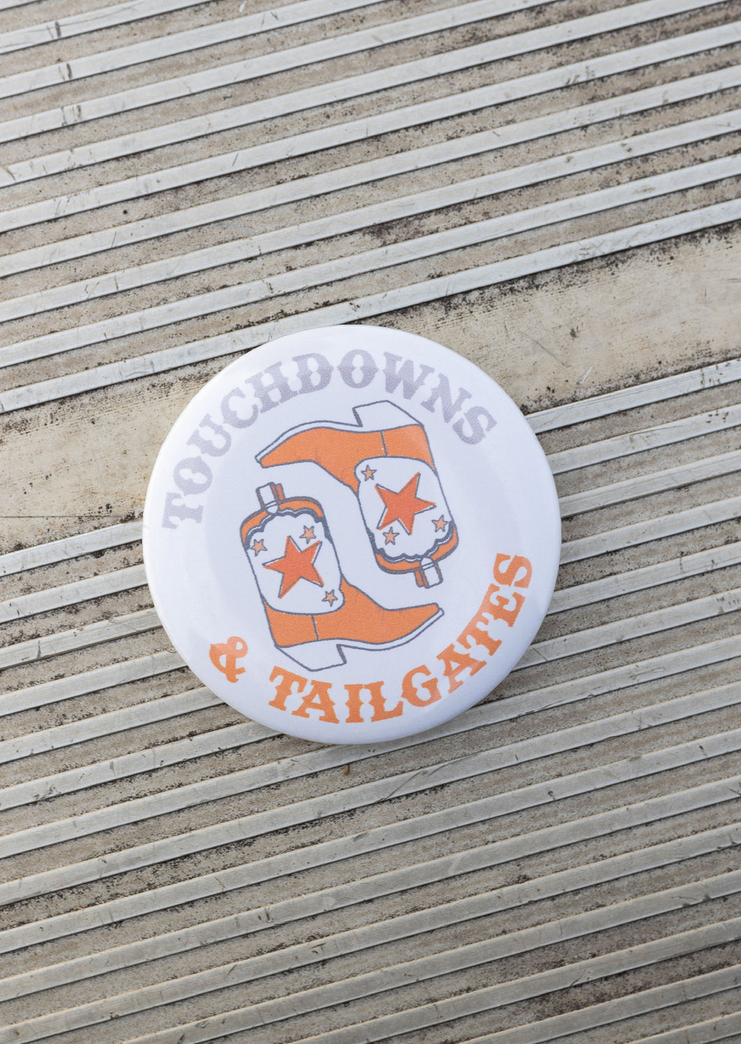 TAILGATE GAMEDAY BUTTON