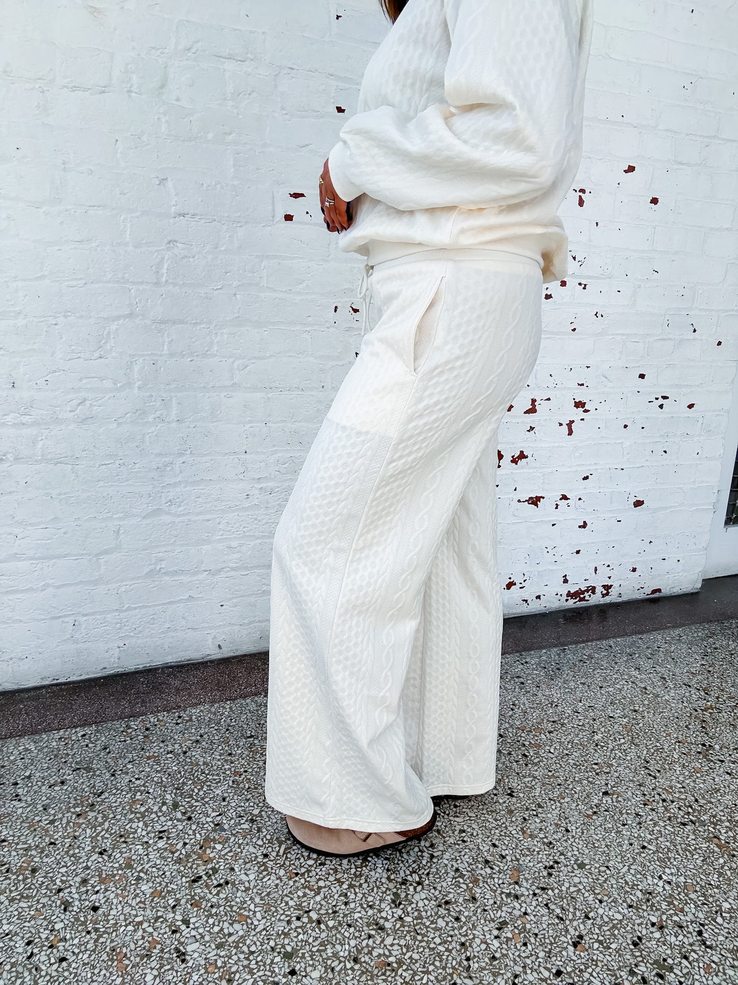 SWEATER STITCH WIDE LEG PANTS