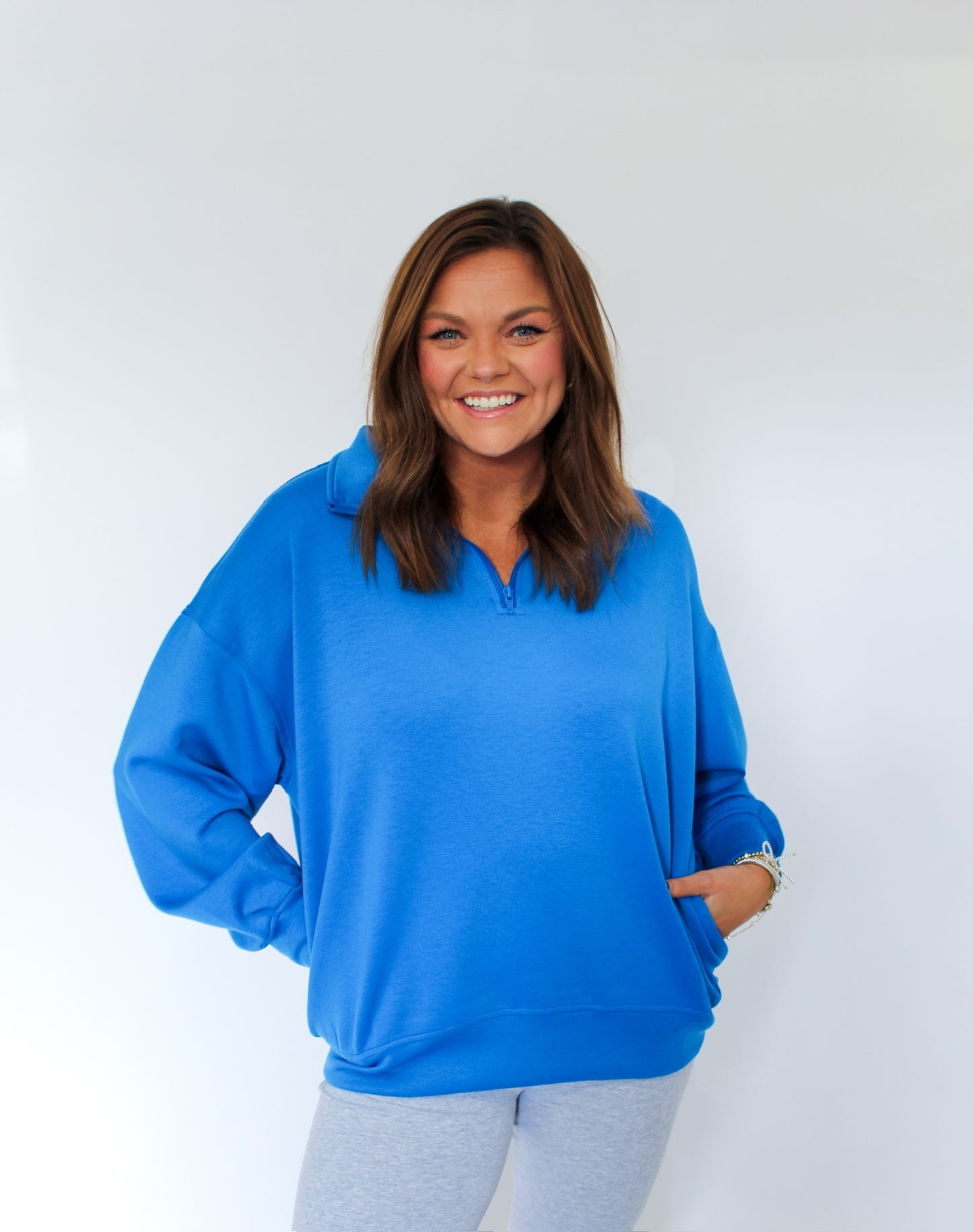 LOUNGE AROUND PULLOVER - BLUE