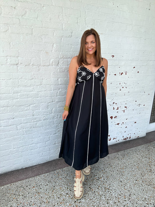 STAYING IN LINE MAXI DRESS