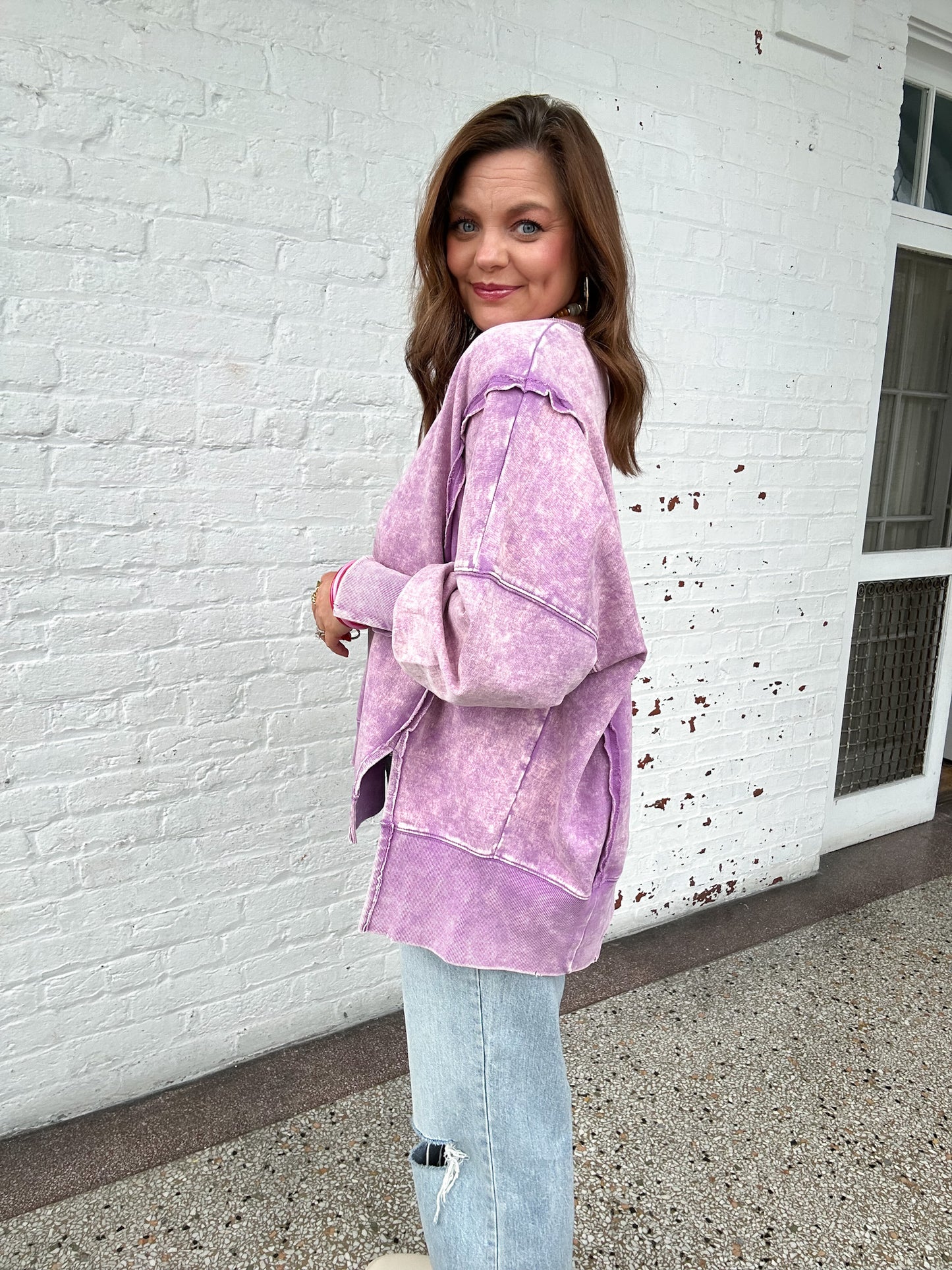 ACID WASHED OVERSIZED SWEATSHIRT - VIOLET