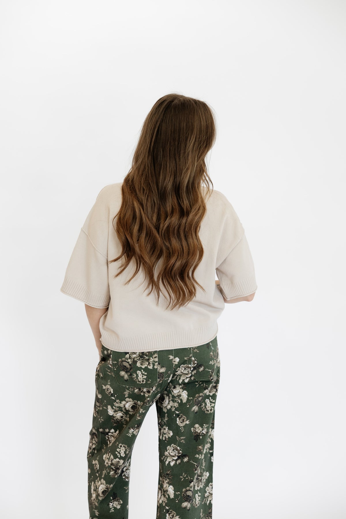 ALMOND ROAST SWEATER TOP