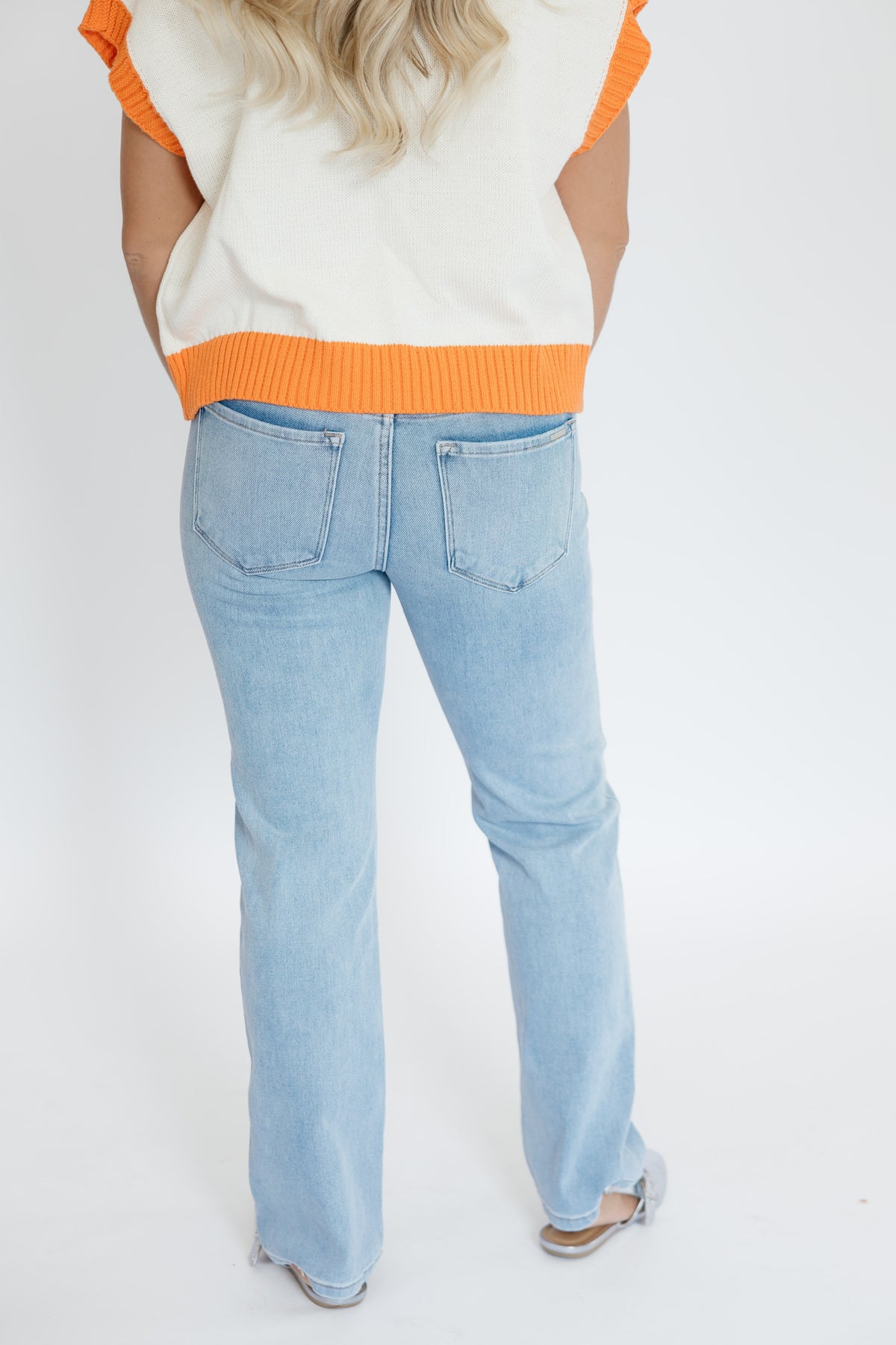 DAILY DENIM JEANS - LIGHT WASH