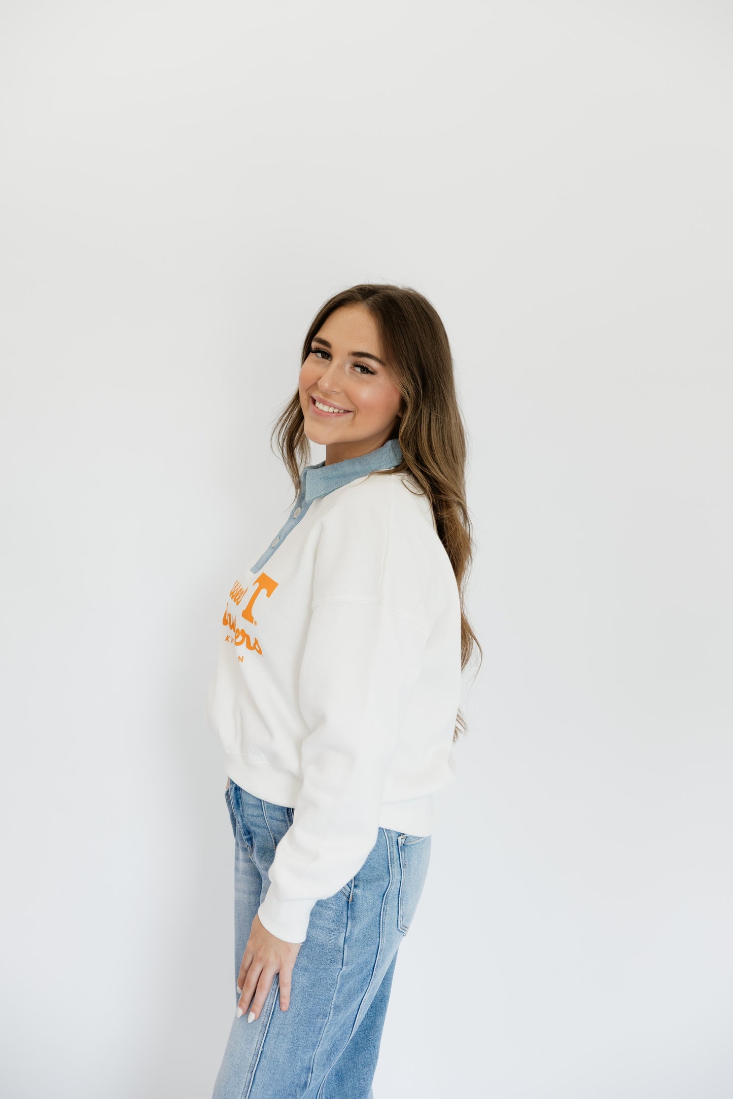 TENNESSEE SCRIPT DENIM CREWNECK