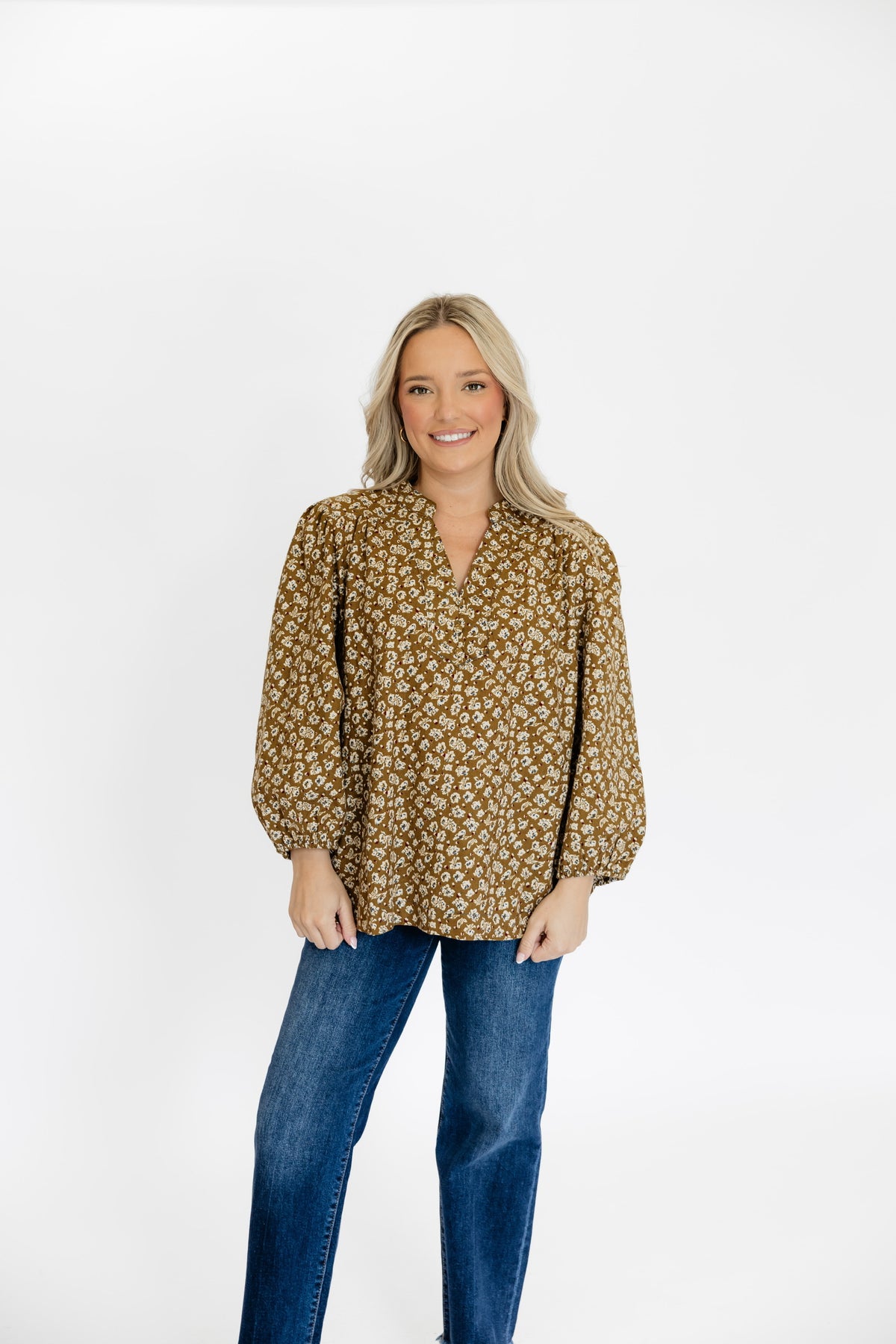 GOLDEN MEADOW TOP