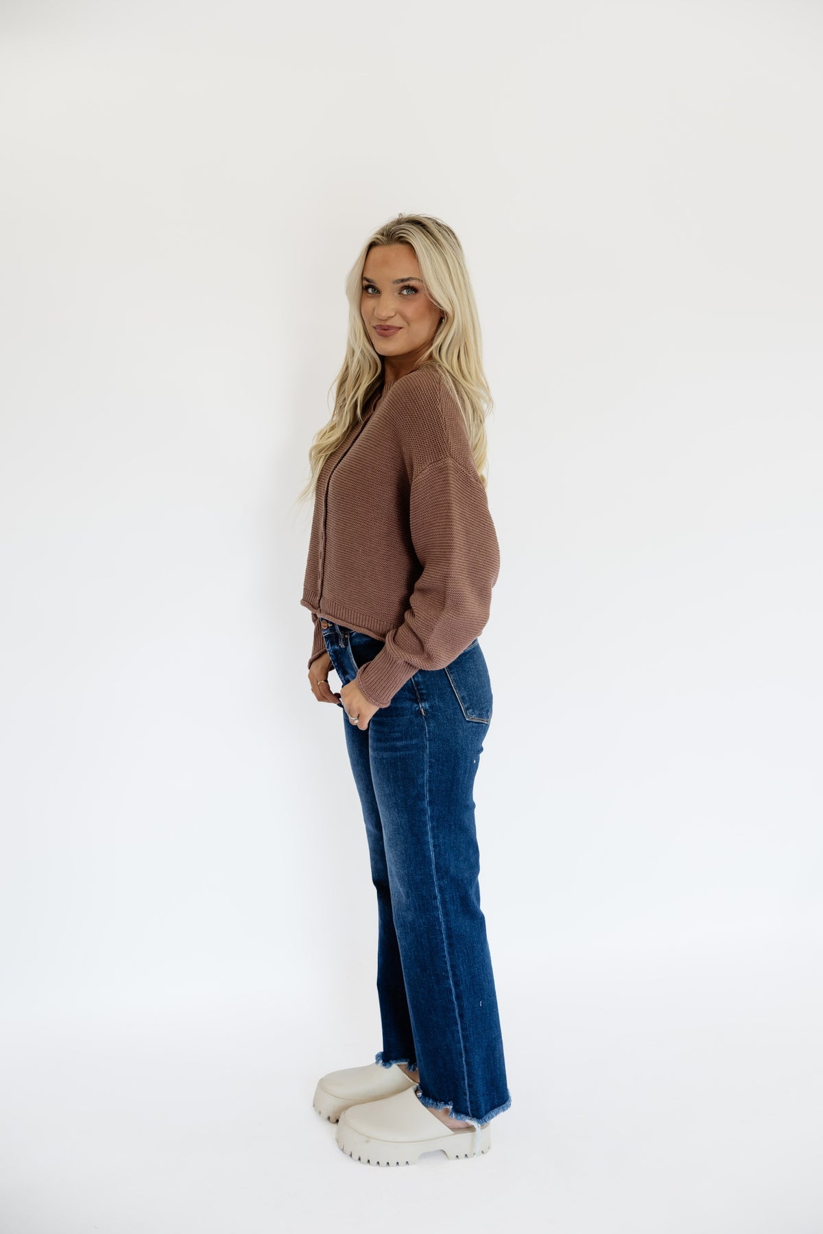 COFFEE CROPPED KNIT CARDIGAN SWEATER
