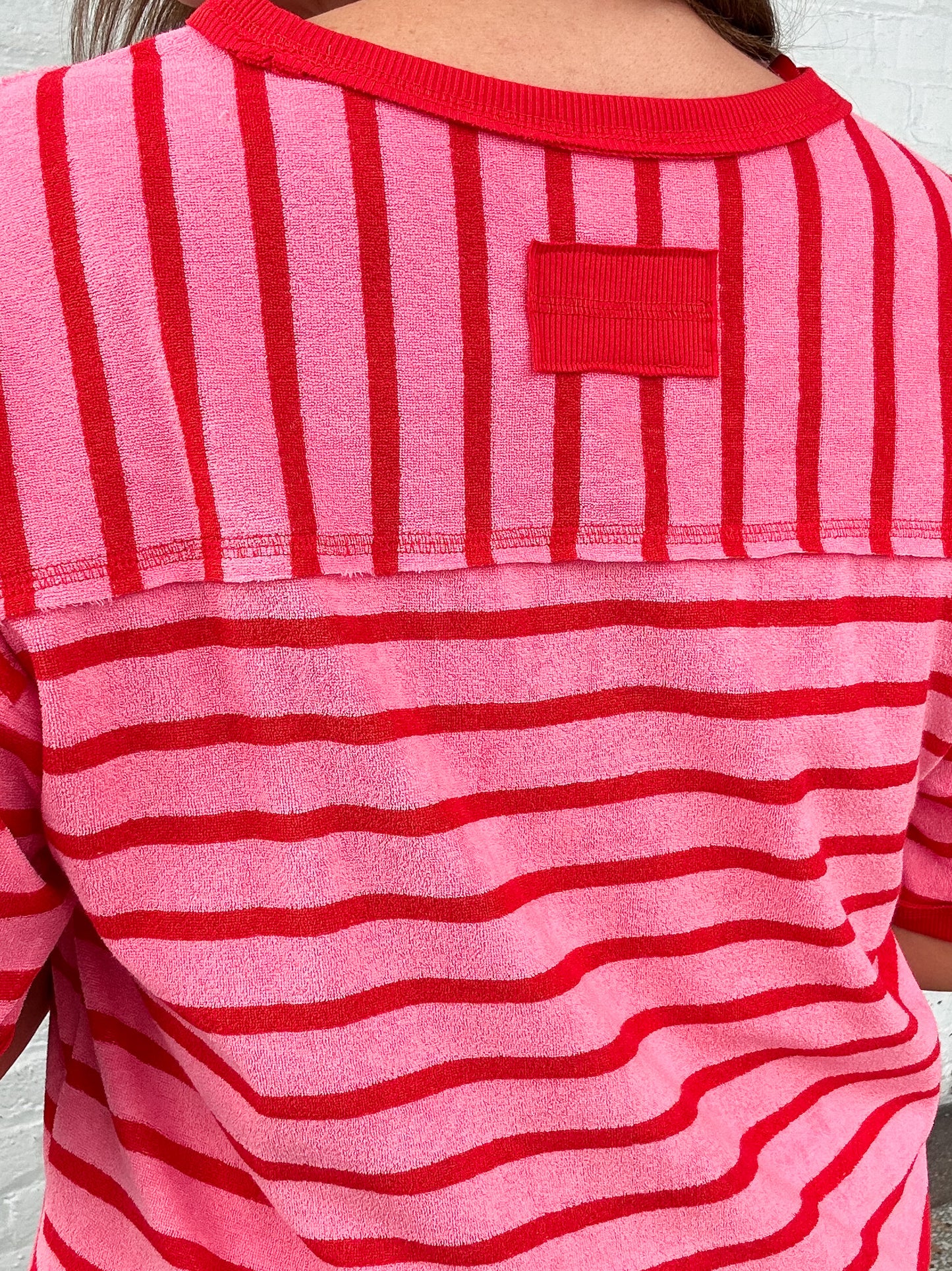 CANDY HEART STRIPED TOP