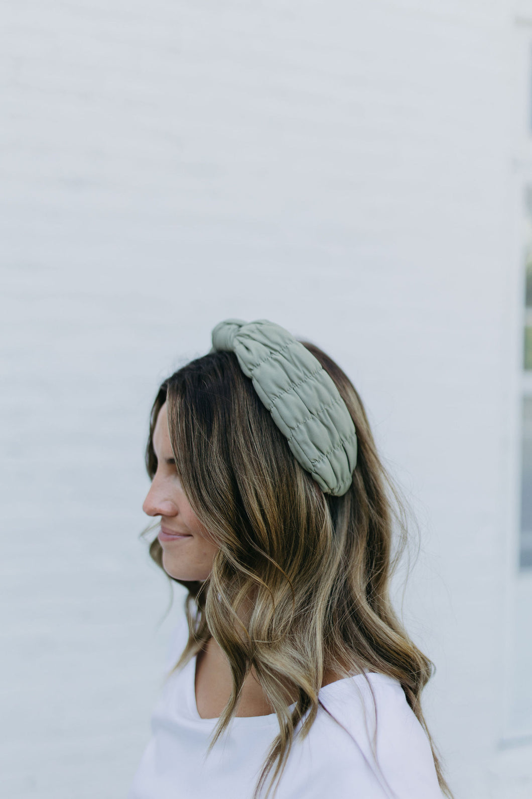 QUILTED HEADBAND - OLIVE