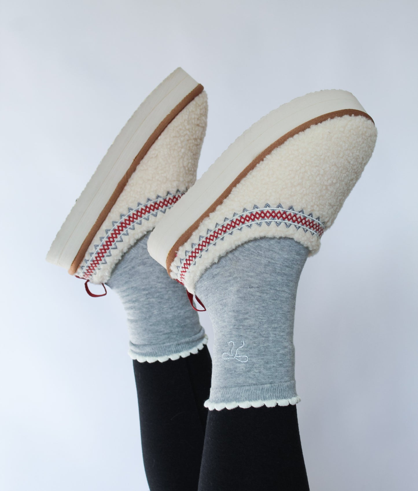 BOW RUFFLE SOCKS - GREY