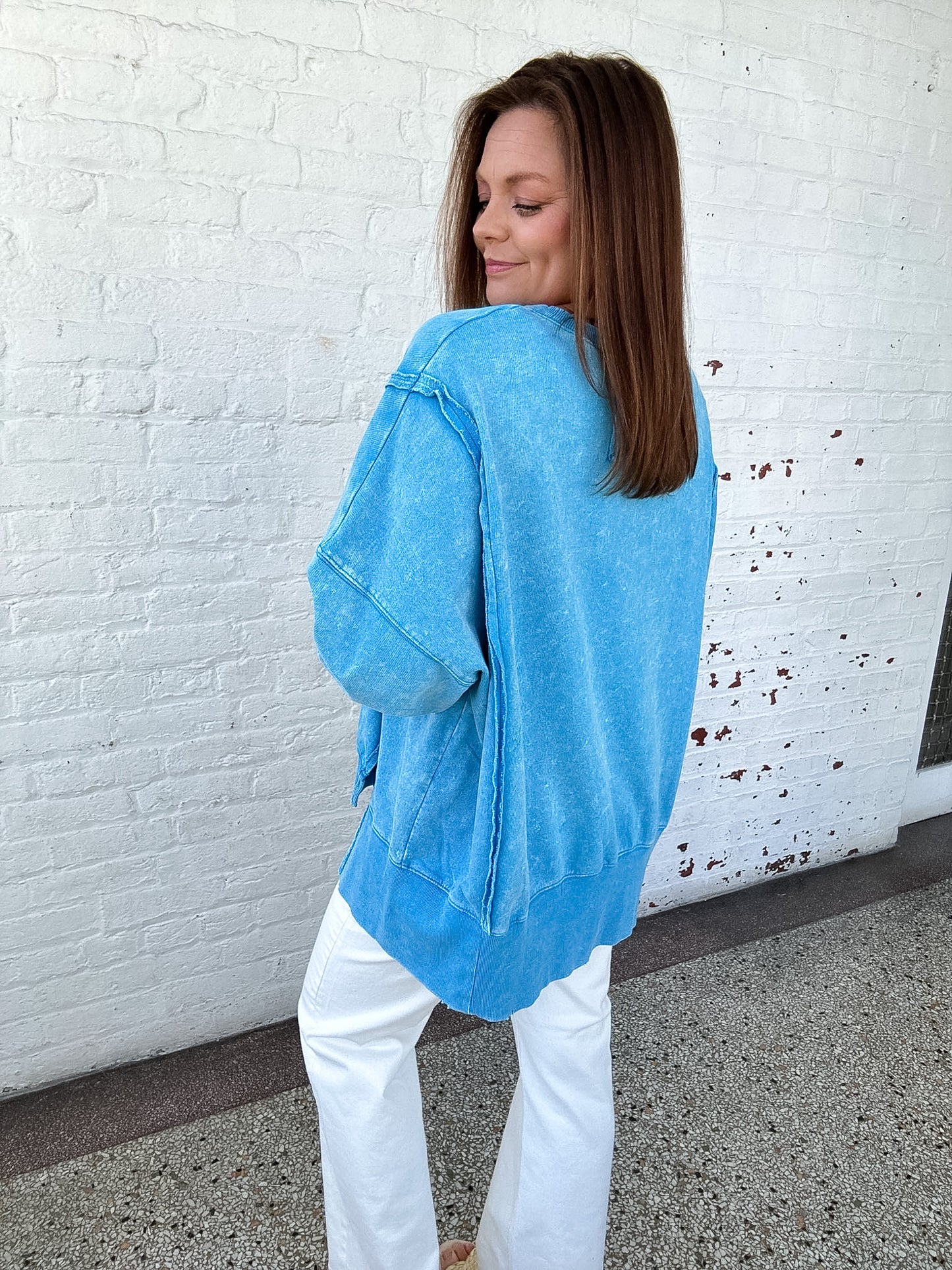 ACID WASHED OVERSIZED SWEATSHIRT - SKY