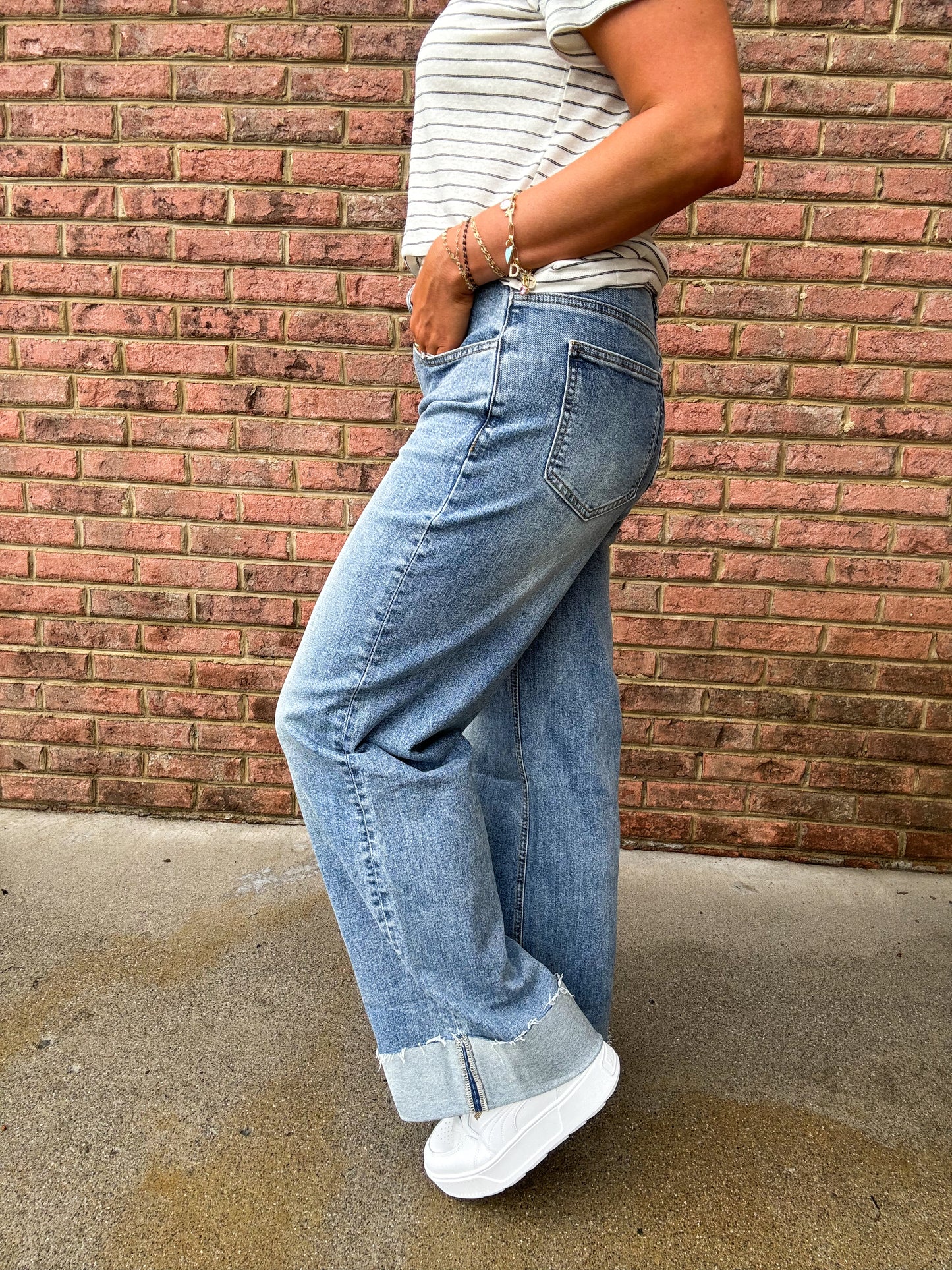 90s STRETCH CUFFED HEM HIGH RISE JEANS