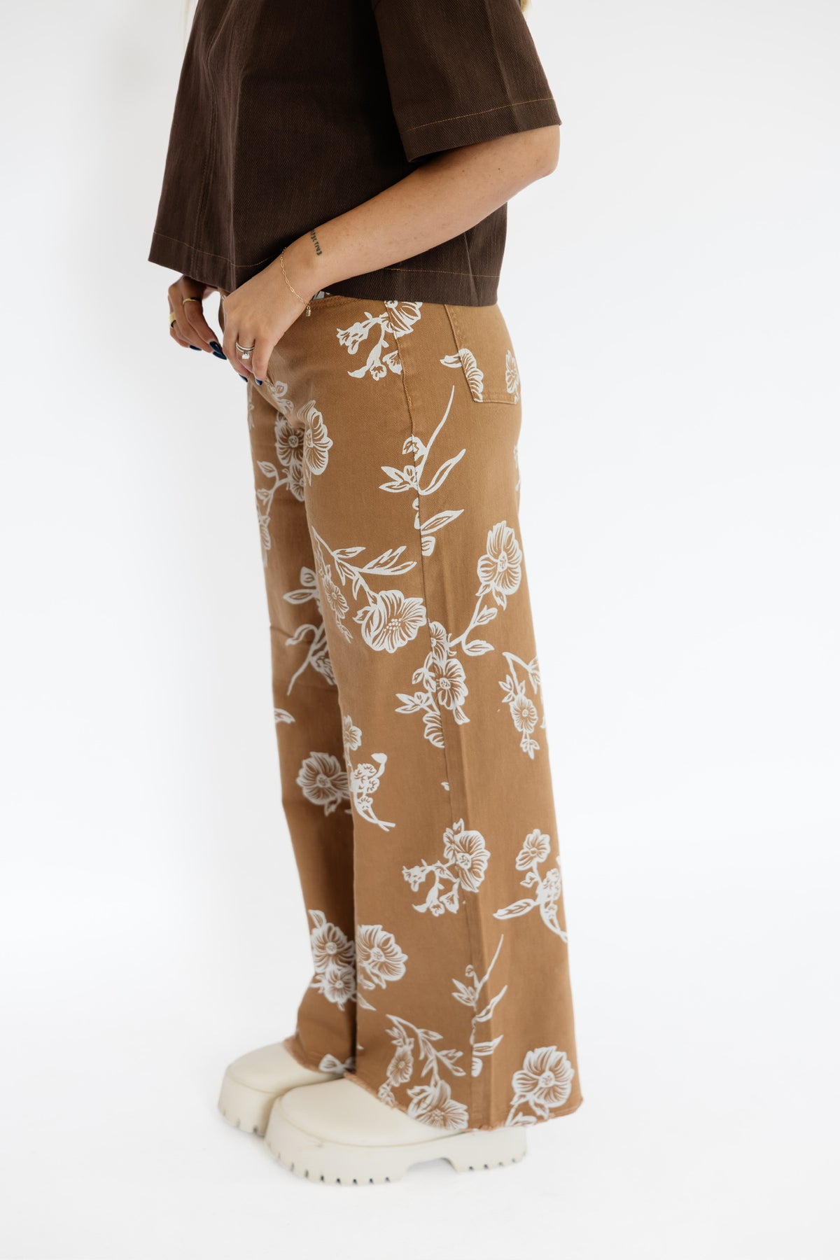 DANDELION STRAIGHT LEG PANTS