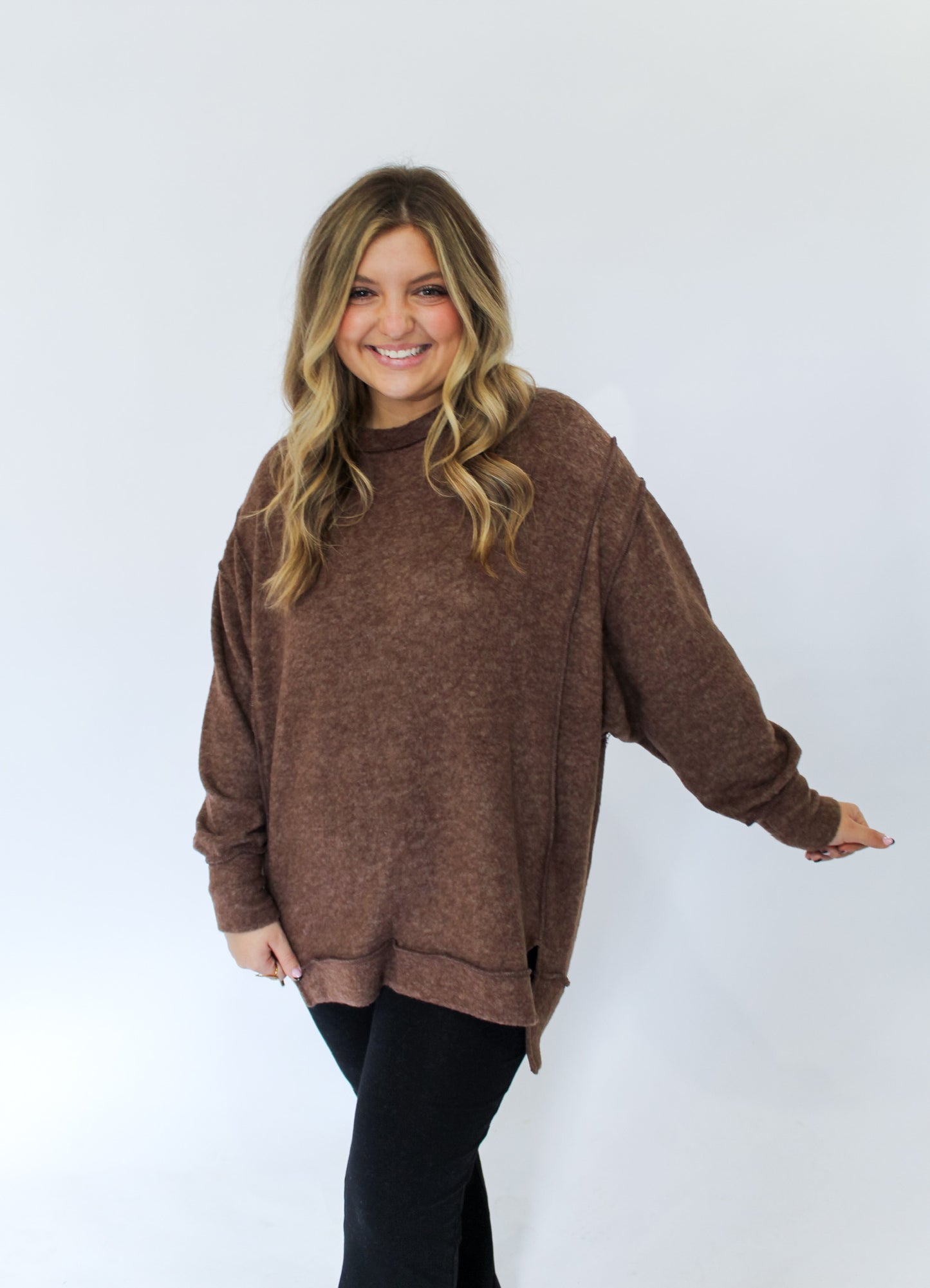 COZY ON PULLOVER - MOCHA