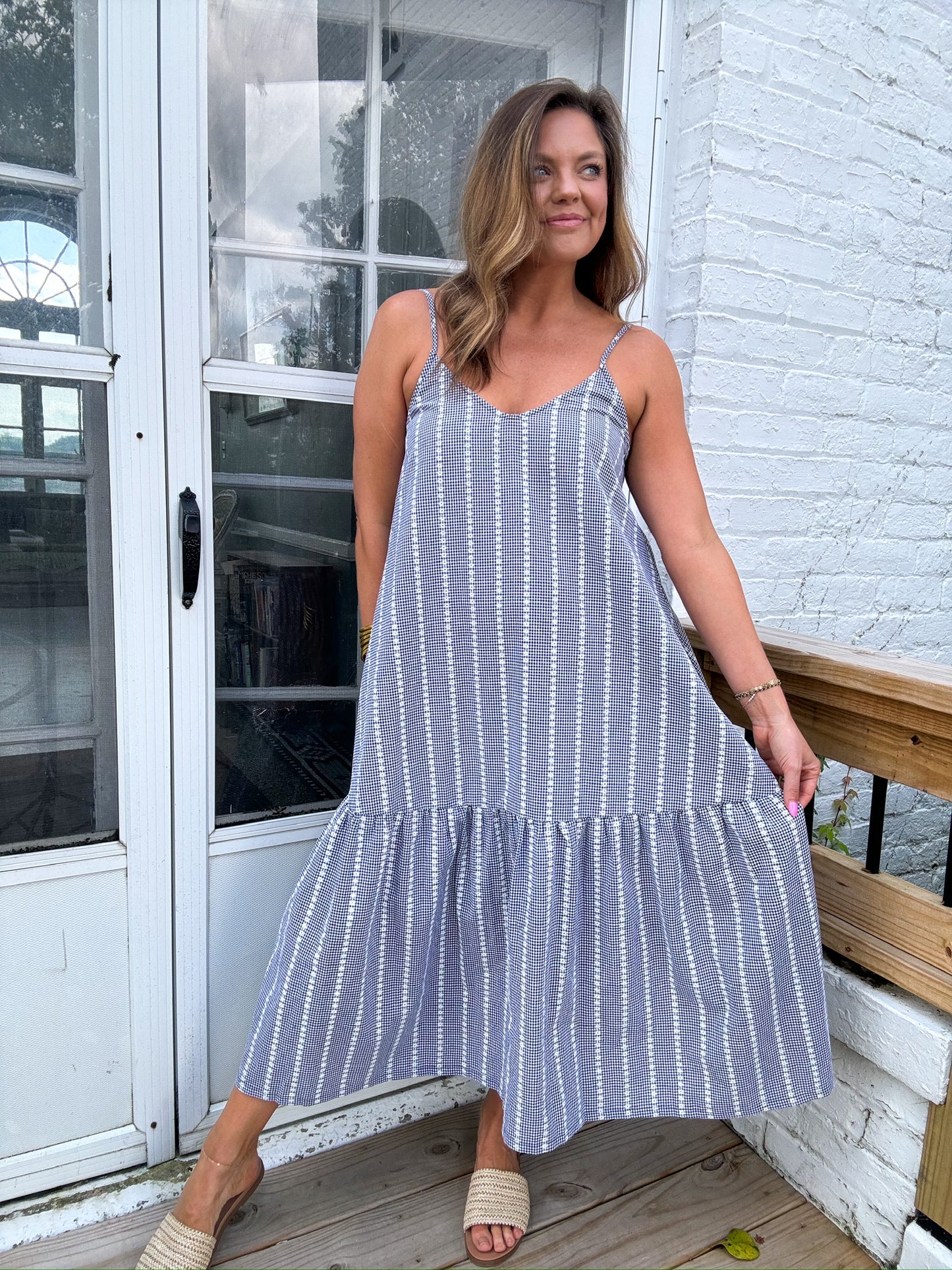 SAYLOR GINGHAM DRESS - SIZE MEDIUM