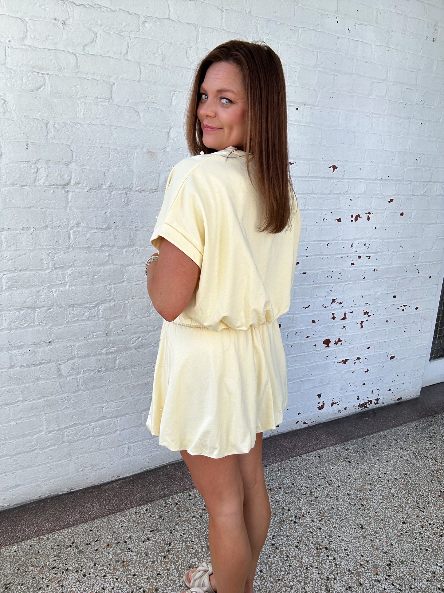 BUTTER YELLOW PEARL CROP TOP