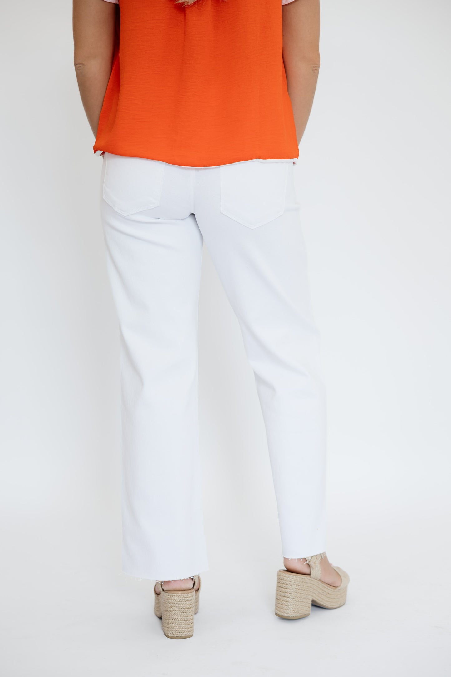 MID RISE STRAIGHT LEG JEANS - WHITE