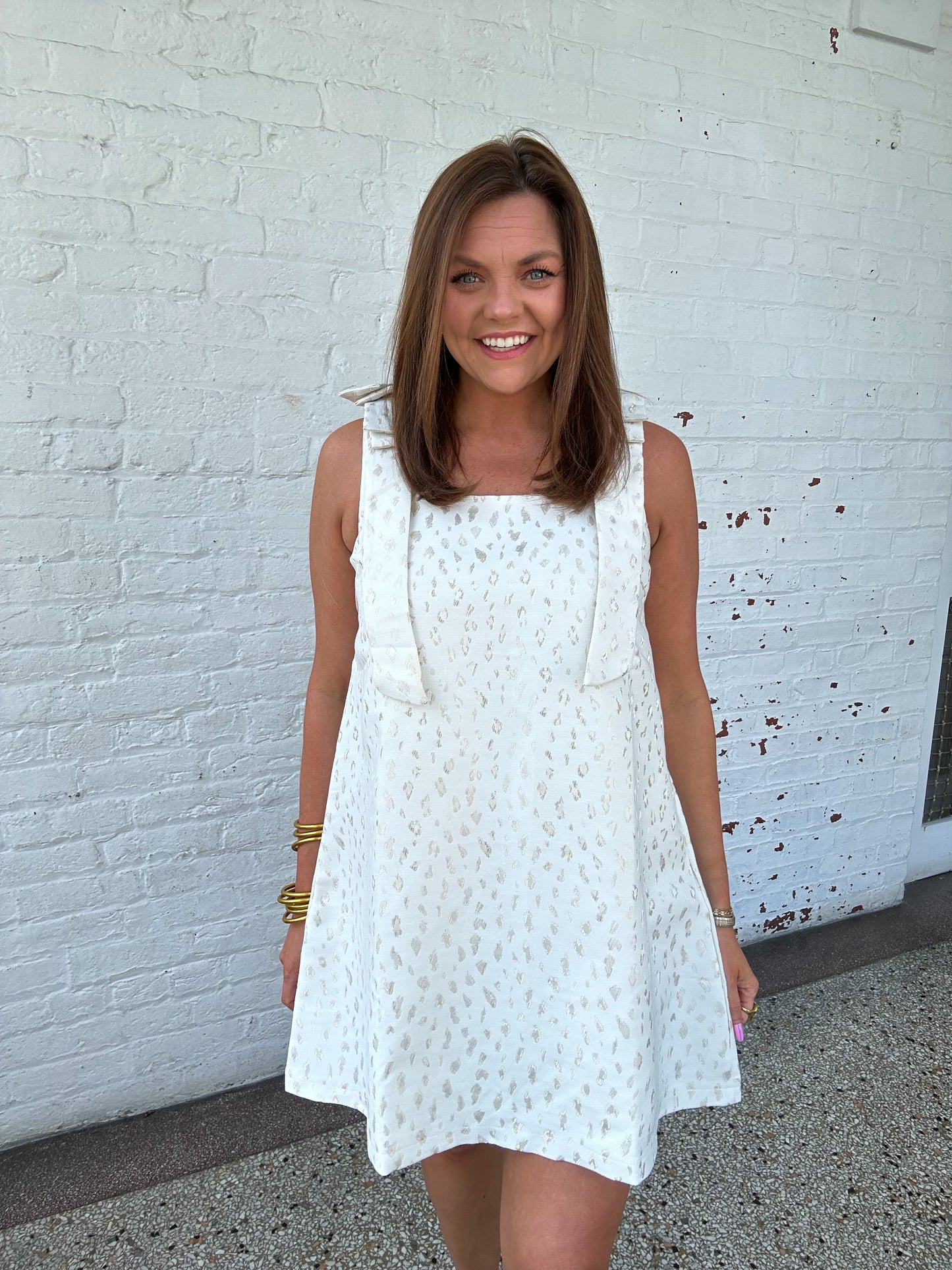 CHIC IVORY MINI DRESS