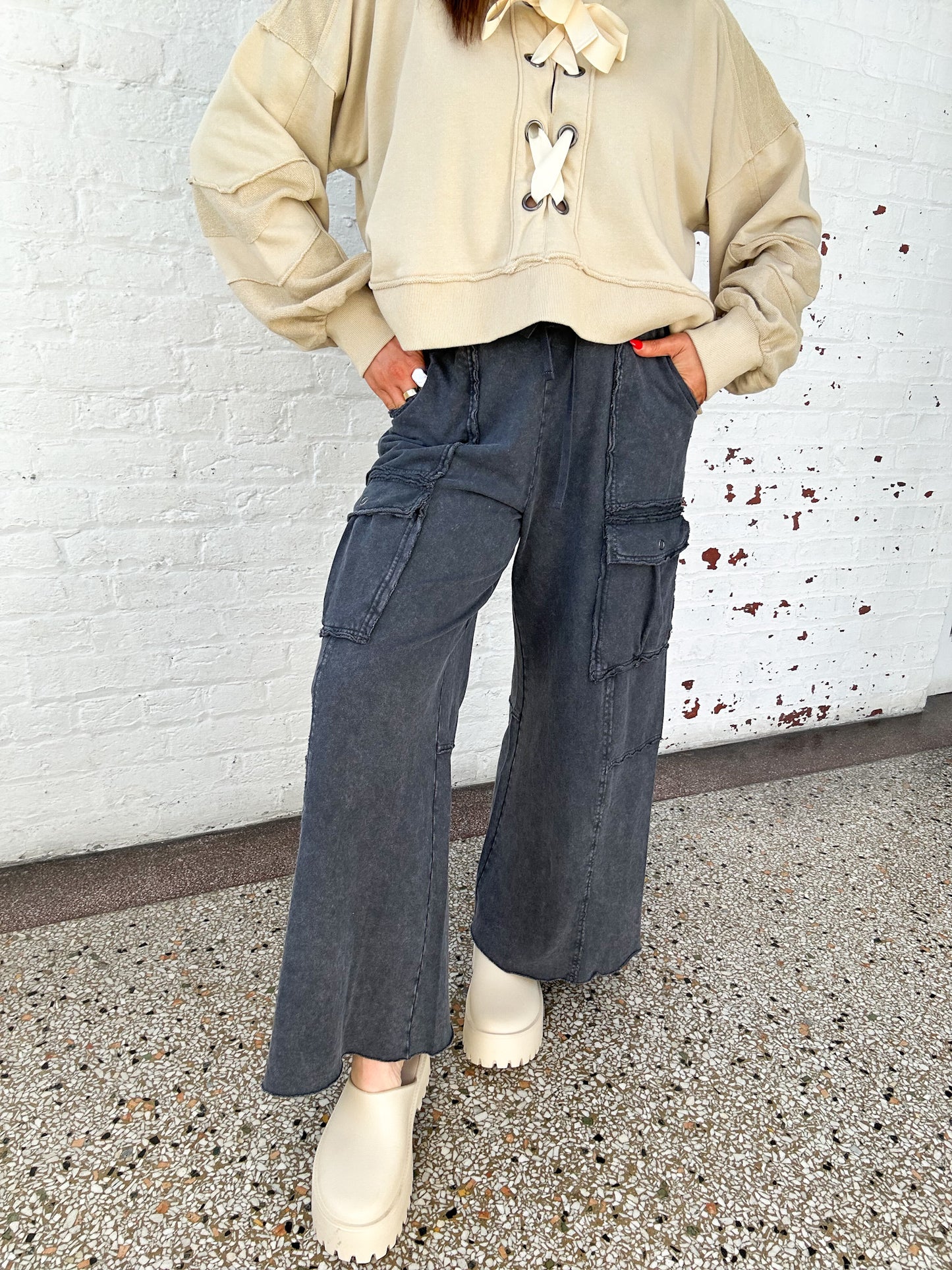 EASY LIVING PANTS - BLACK