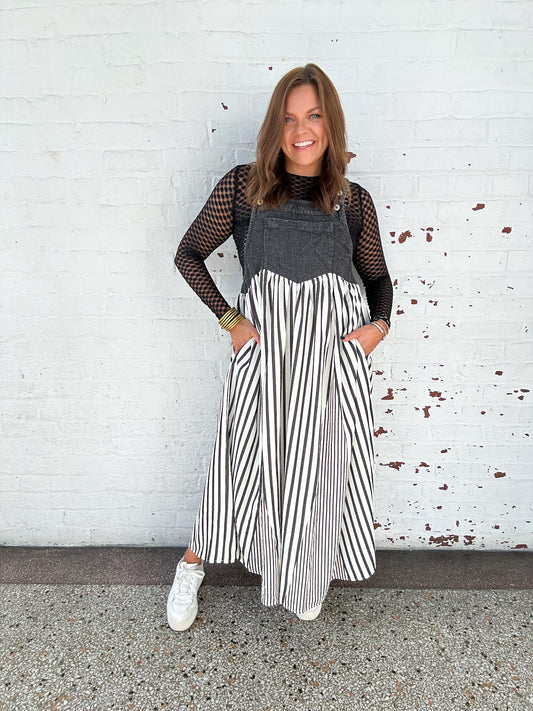 NIGHT OUT MAXI DRESS