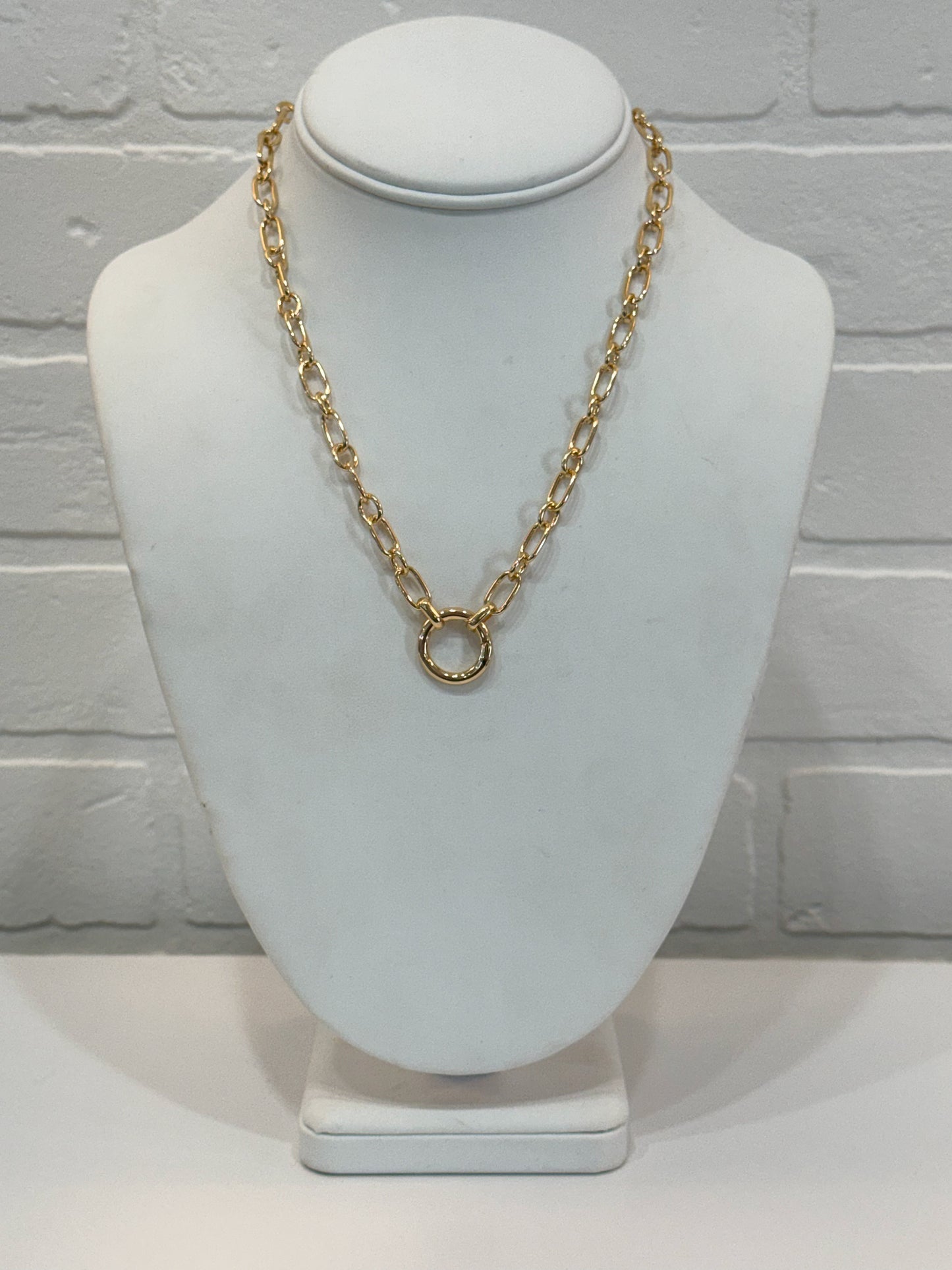 ROUND CARABINER CHAIN LINK NECKLACE