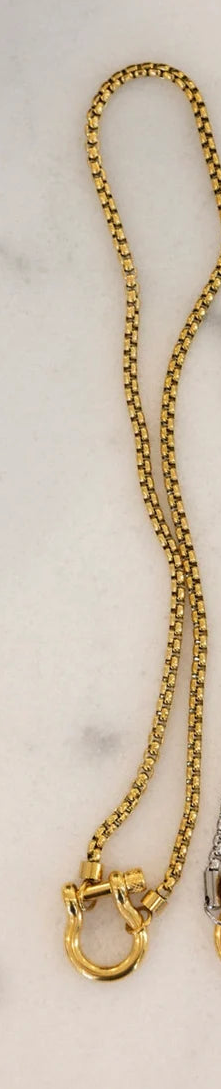 LOCKET NECKLACE