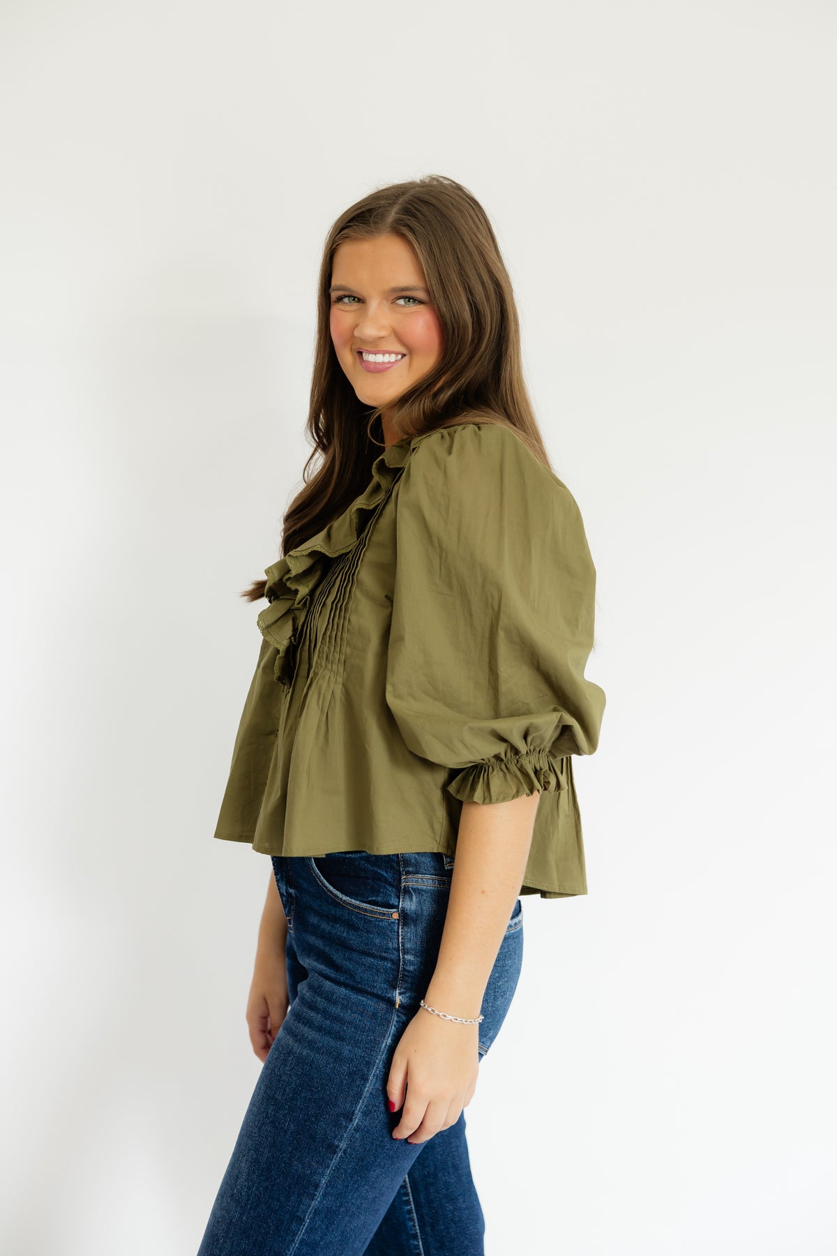 IN THE DETAILS TOP - OLIVE