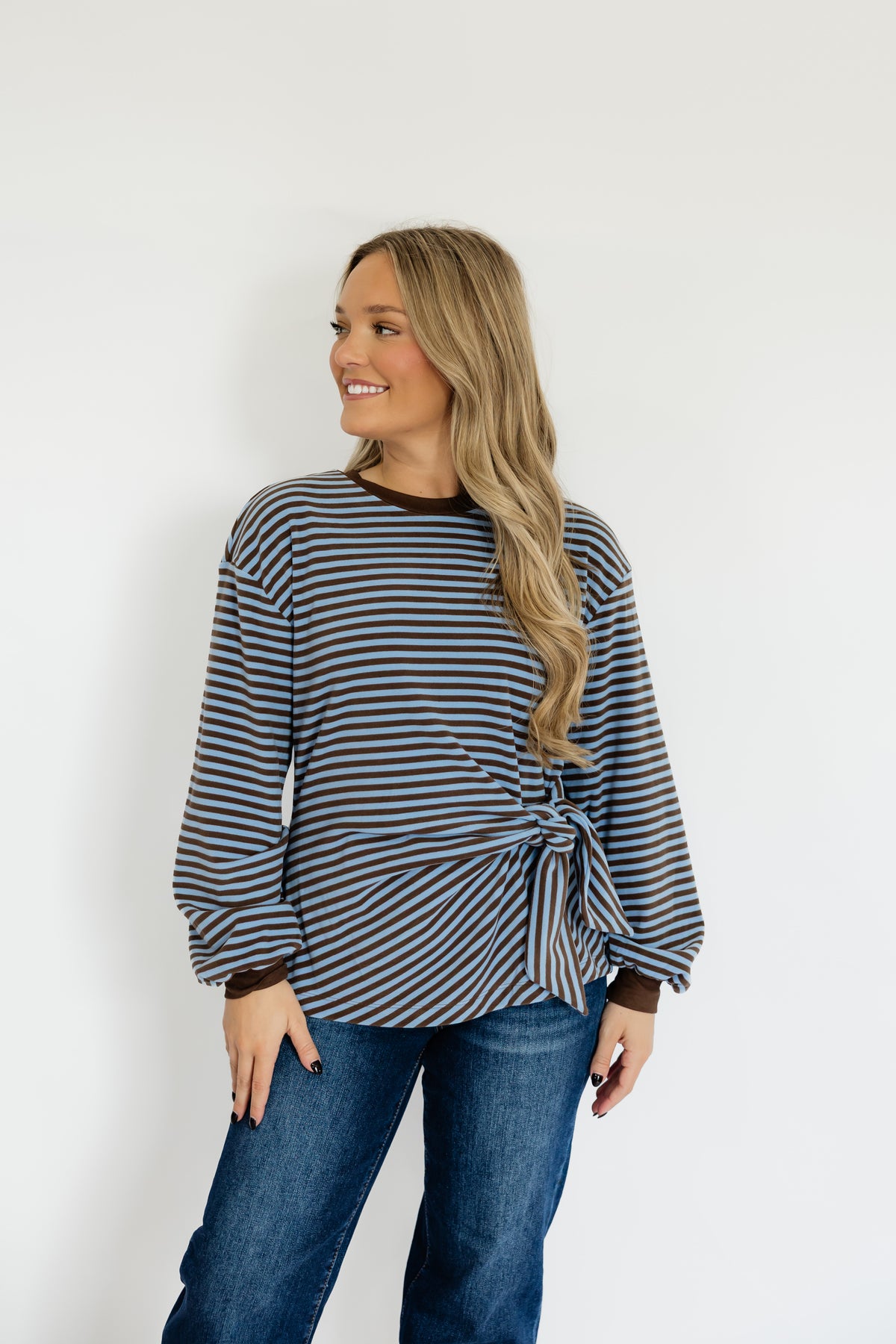 COZY KNOT TOP