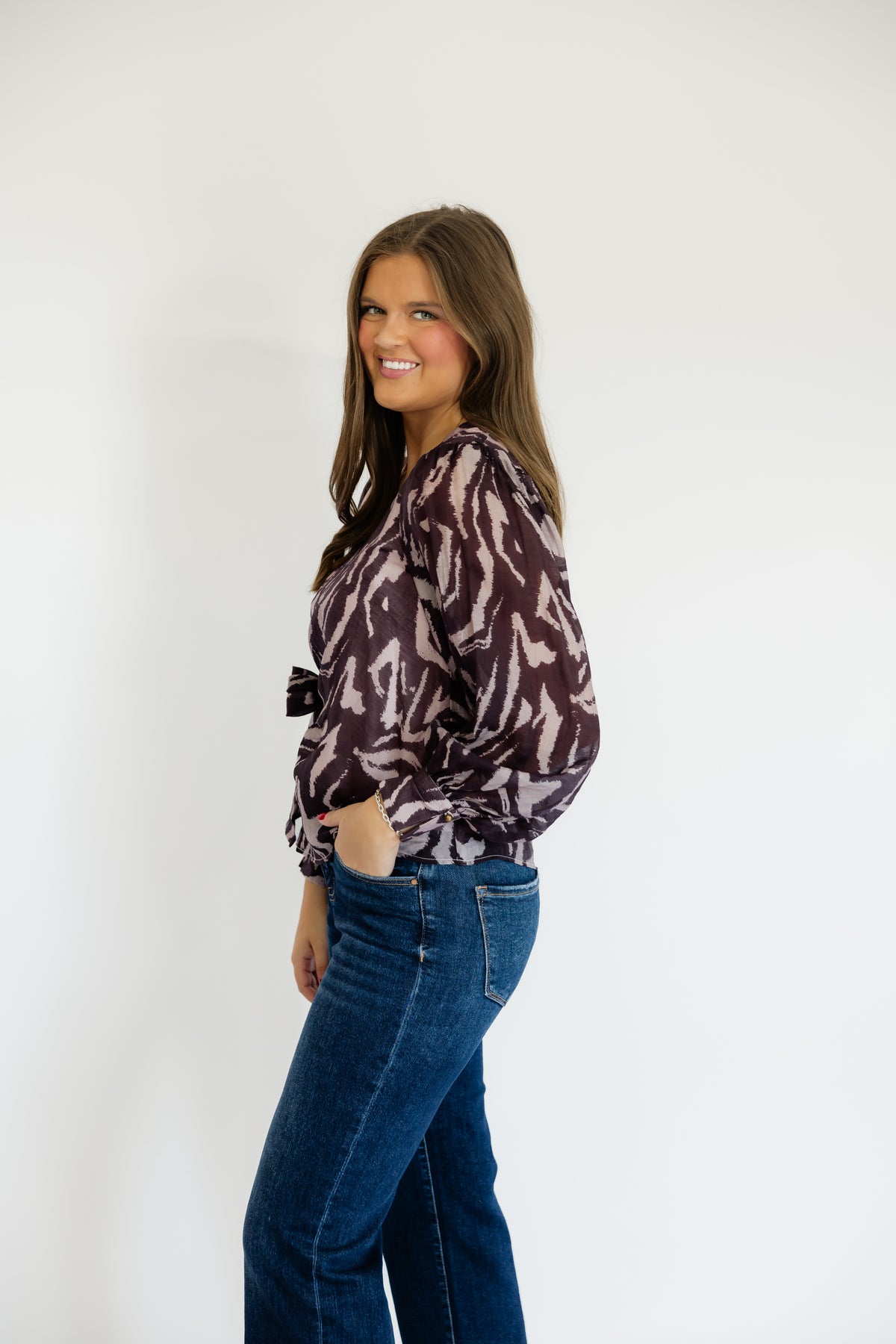 DAZZLE THEM TOP