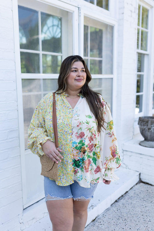 FLOWER CHIC TOP, CURVY