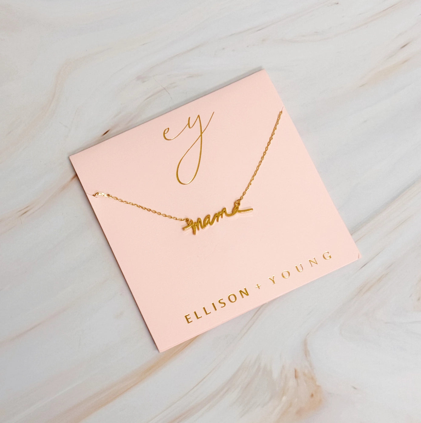 MAMA SCRIPT NECKLACE - GOLD
