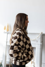 Load image into Gallery viewer, CHECKERED SHERPA JACKET
