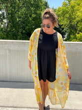 Load image into Gallery viewer, VACATION VIBES KIMONO
