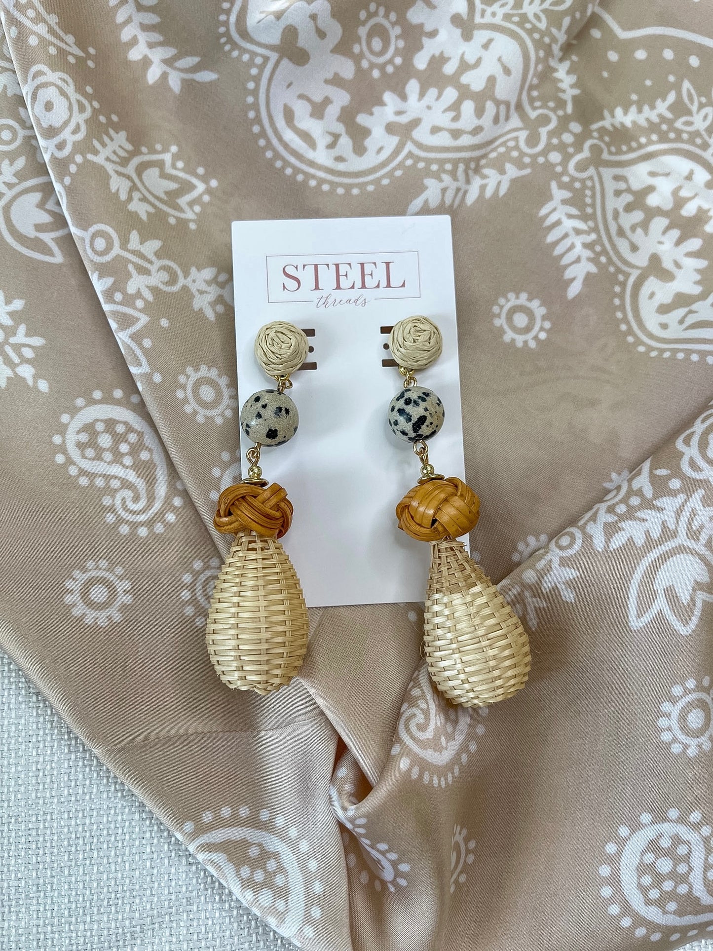 SUMMER RAFFIA EARRINGS