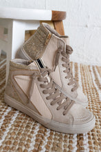 Load image into Gallery viewer, ROXANNE HIGH TOP SNEAKER
